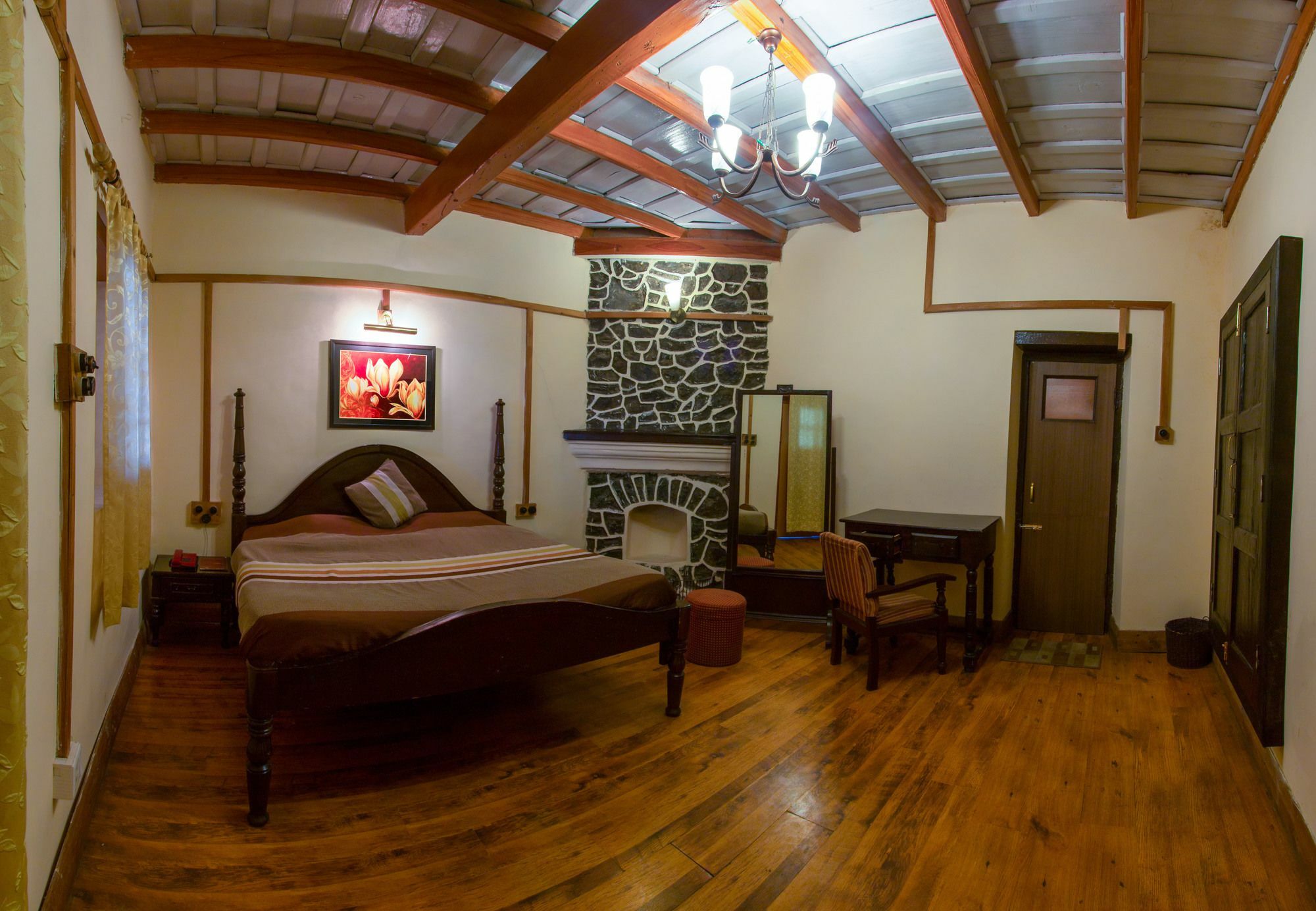 Himalaya Hotel Nainital Exterior photo